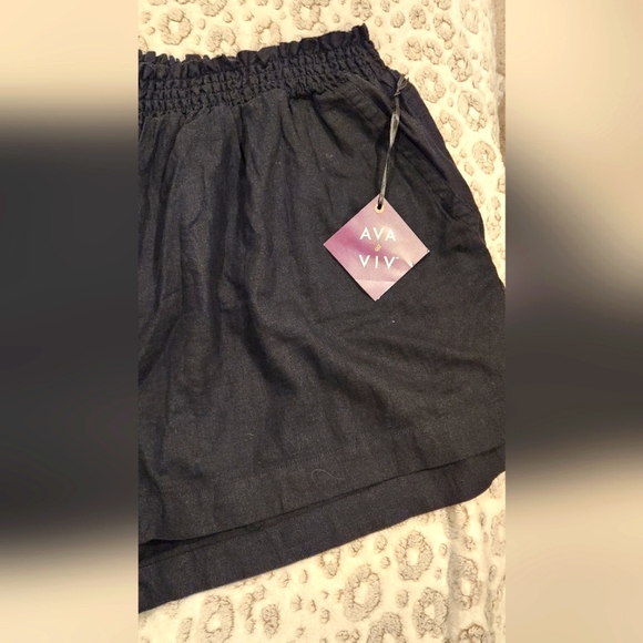 NWT Ava & Viv Black linen/rayon elastic waist shorts Plus Size 4x - Picture 4 of 8
